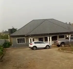 4bdrm House in Ejisu Donaso for sale