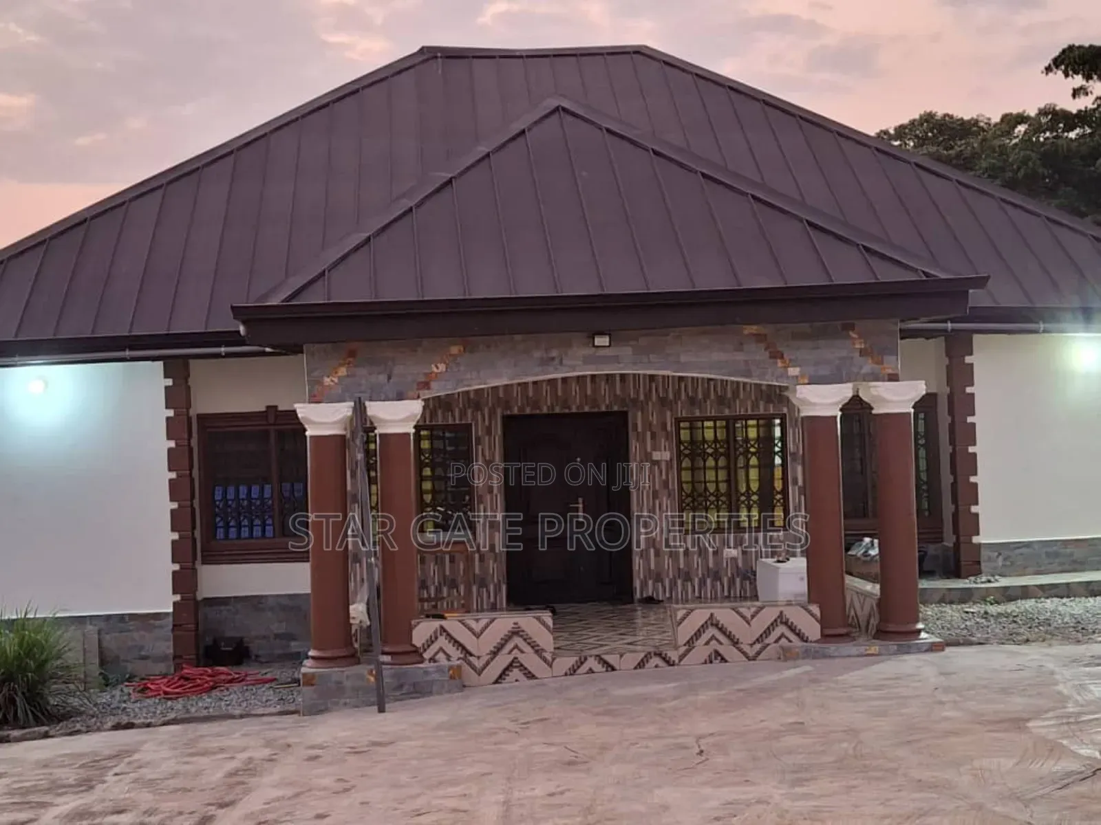 4bdrm House in Ejisu Krapa for sale