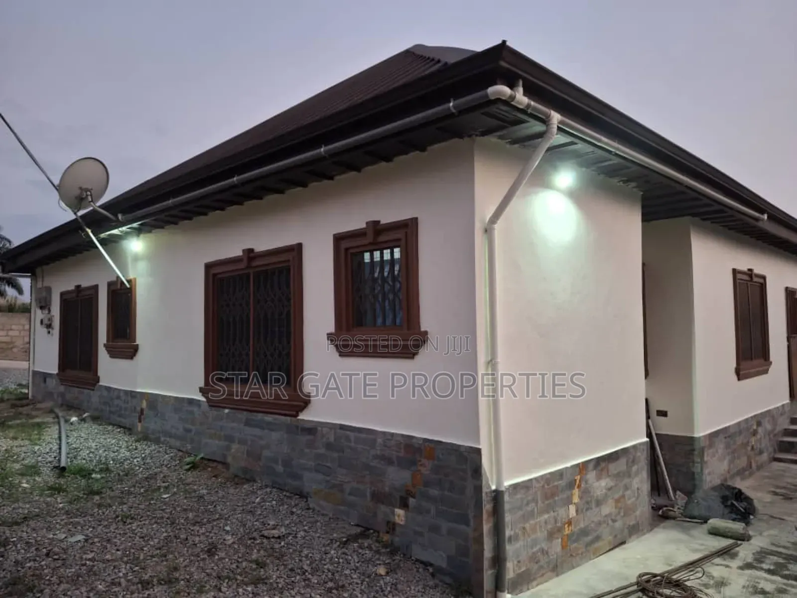 4bdrm House in Ejisu Krapa for sale