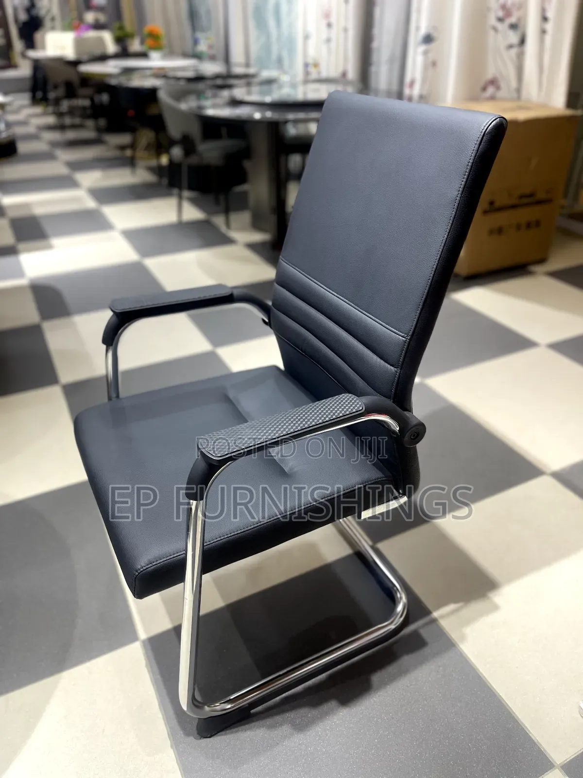 Sturdy Base Office Chair
