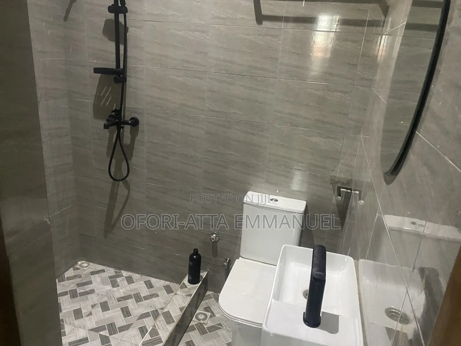 2bdrm Apartment in Amasaman 3 Junction, Pokuase for rent
