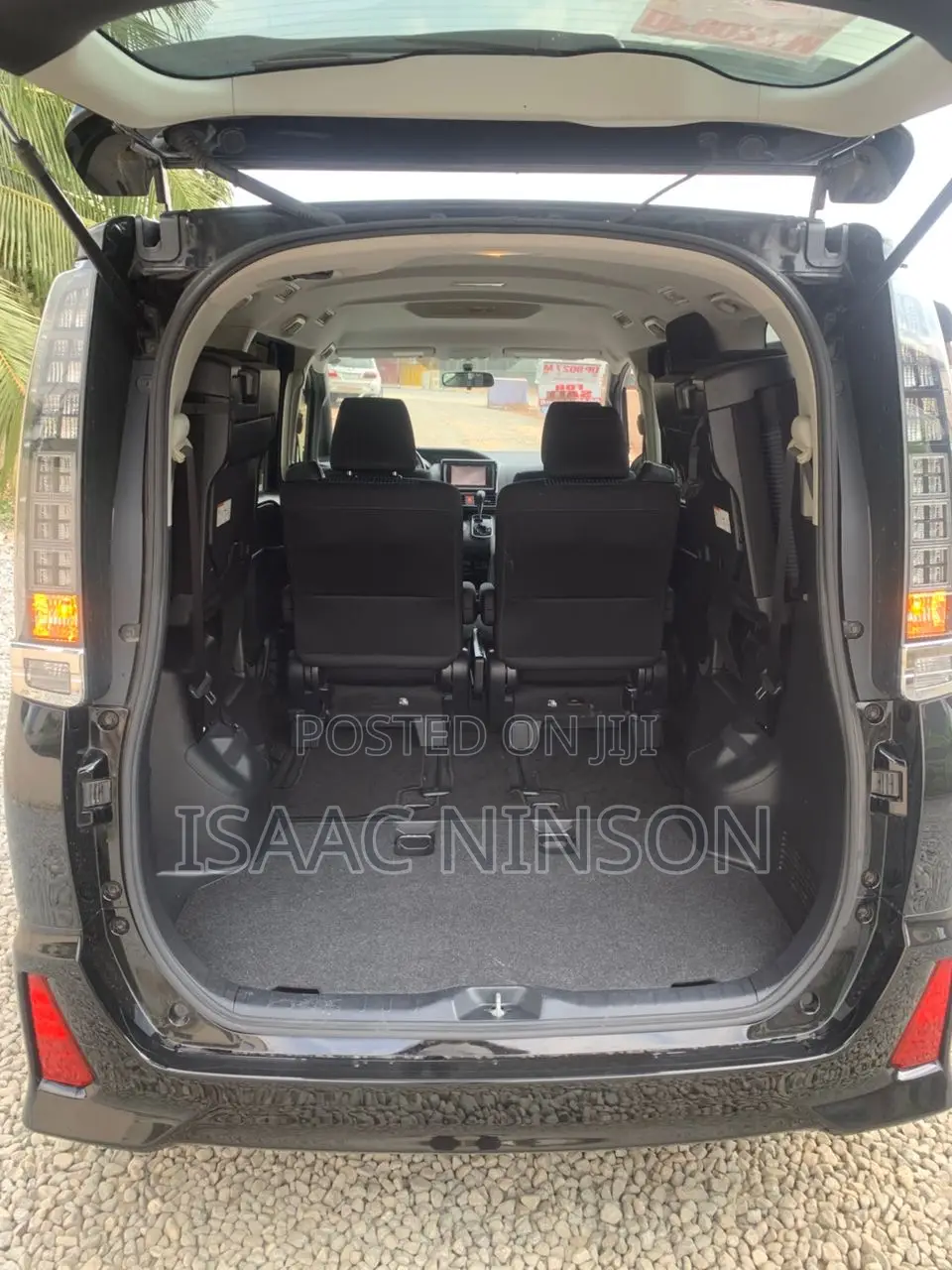 Toyota Voxy SV Premium 2014 Black