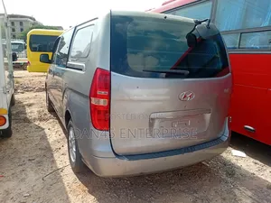 Hyundai Starex 2014 Silver