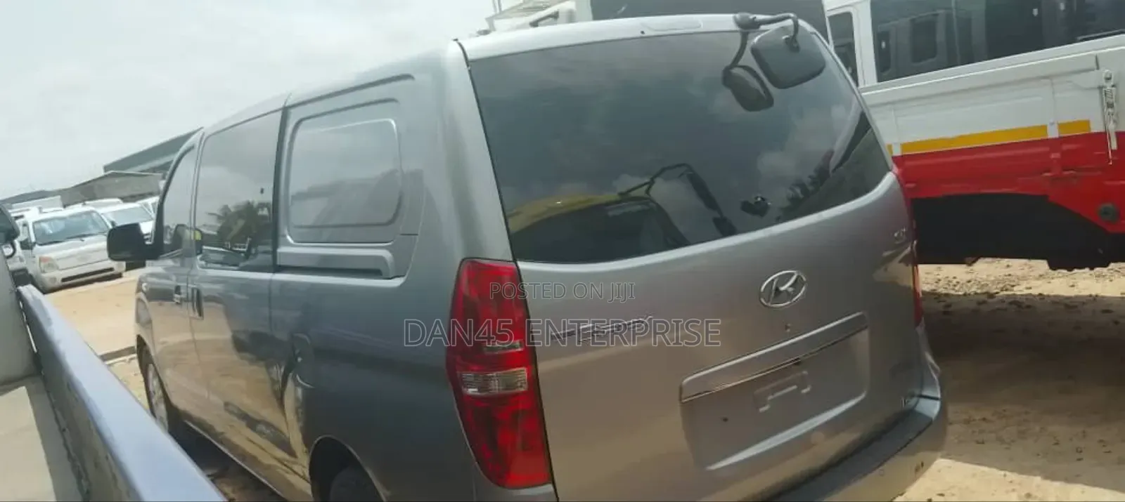 Hyundai Starex 2014 Silver