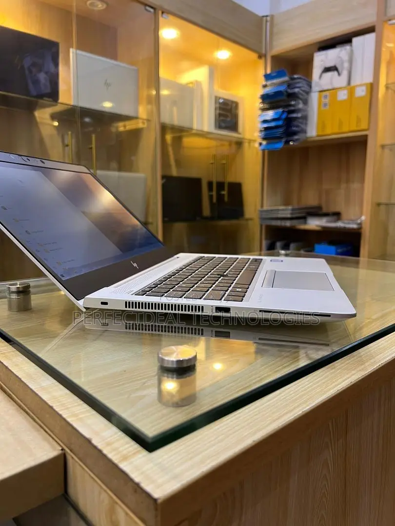 New Laptop HP EliteBook 840 G6 8GB Intel Core i7 SSD 256GB