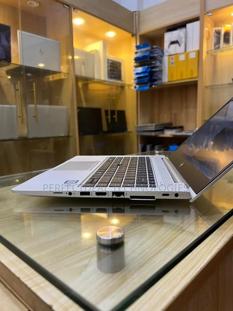 New Laptop HP EliteBook 840 G6 8GB Intel Core i7 SSD 256GB