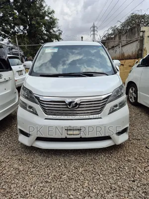 Toyota Vellfire 2013 White