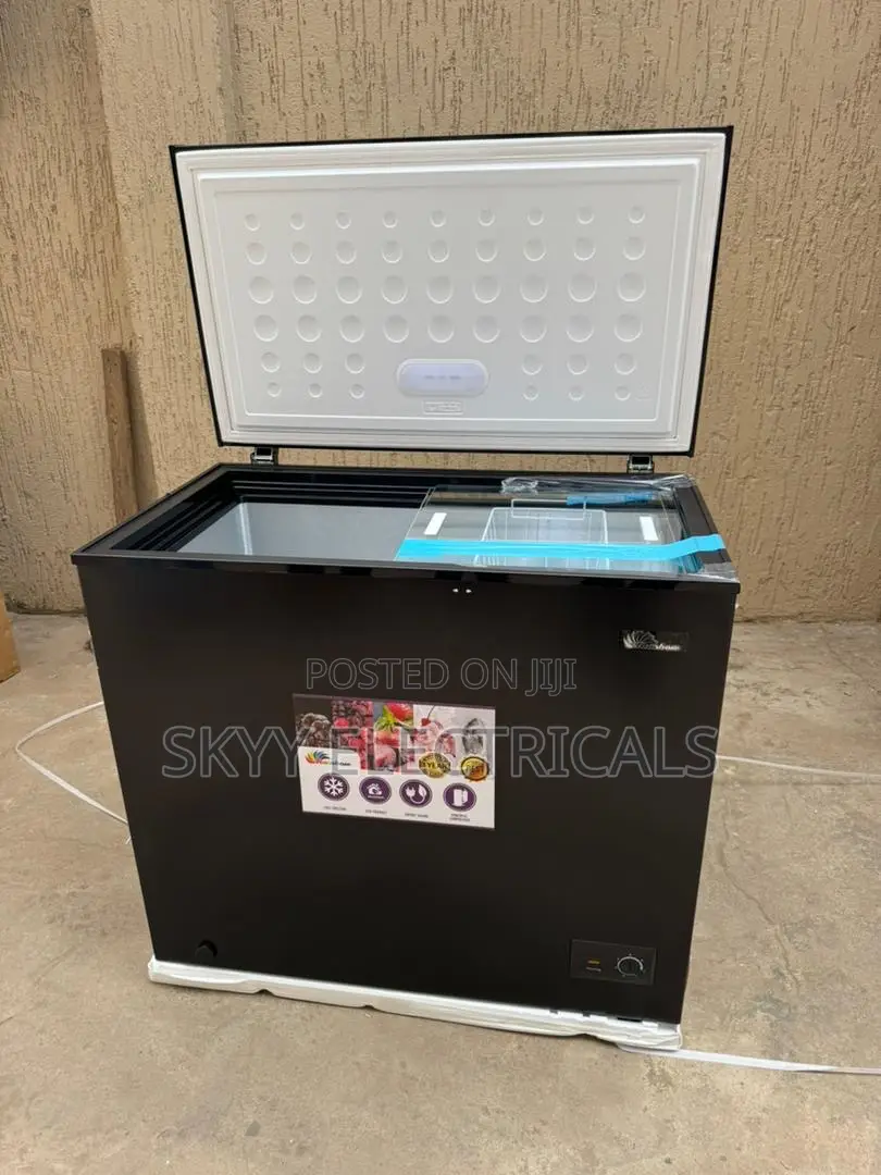 Rainbow 200l Chest Freezer Black