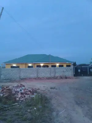 4bdrm House in Community 25 for rent
