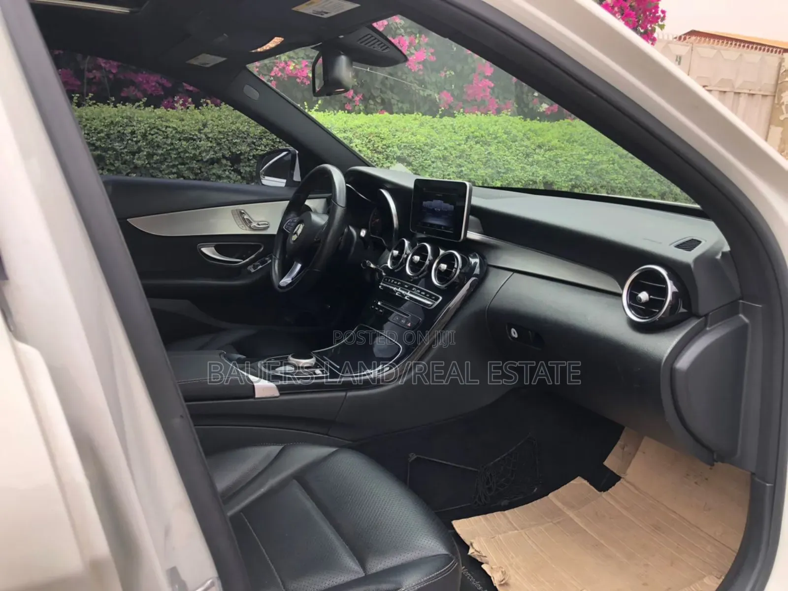 Mercedes-Benz C300 2017 White
