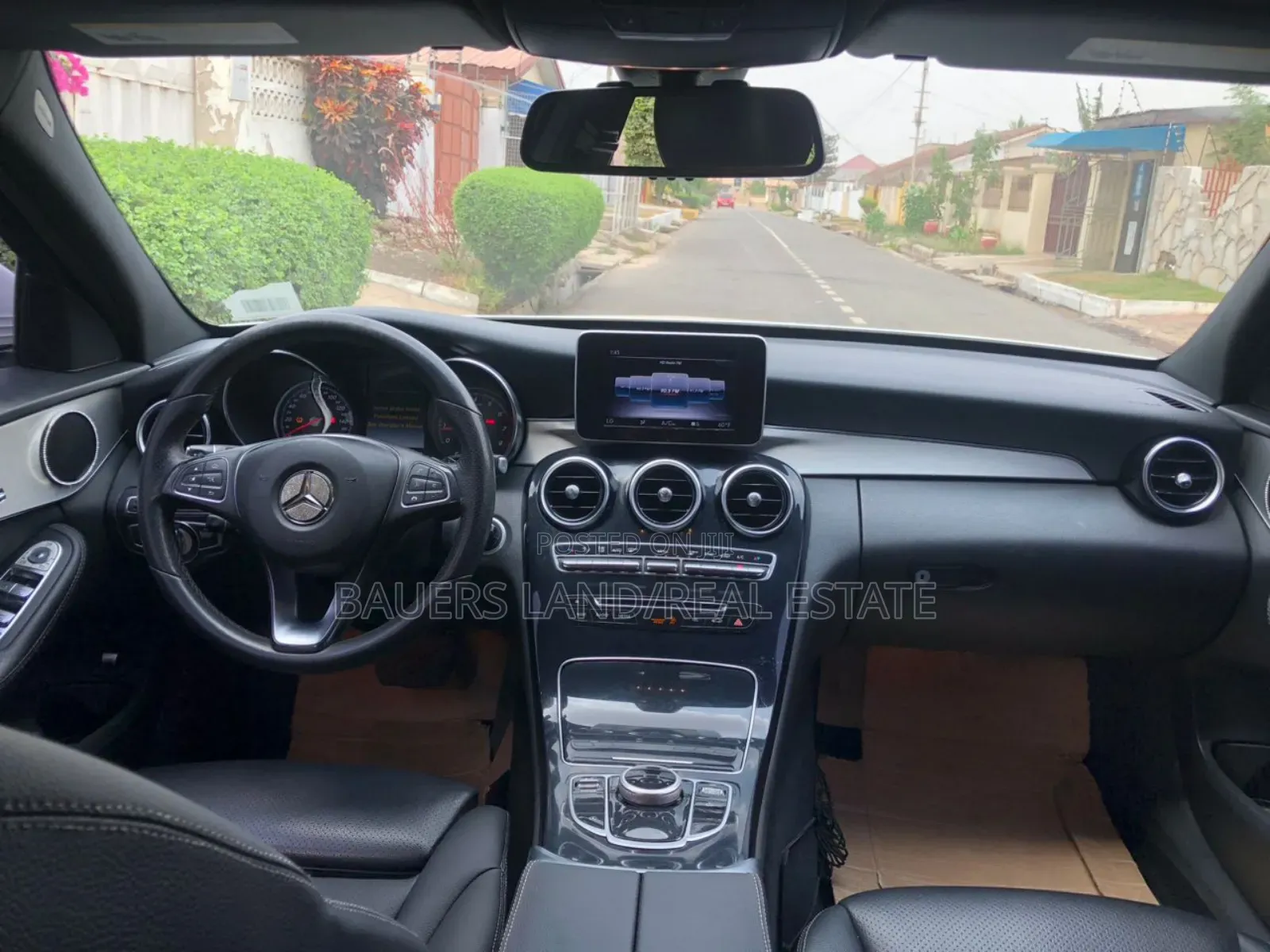 Mercedes-Benz C300 2017 White