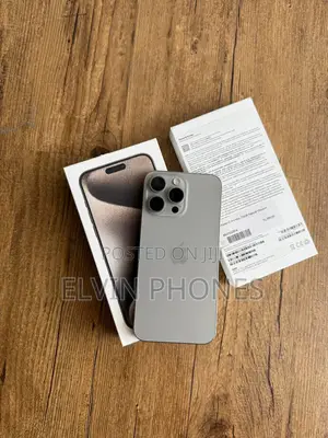 Apple iPhone 15 Pro Max 256 GB Gold