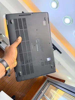 Laptop Dell Latitude 5501 16GB Intel Core I7 SSD 512GB