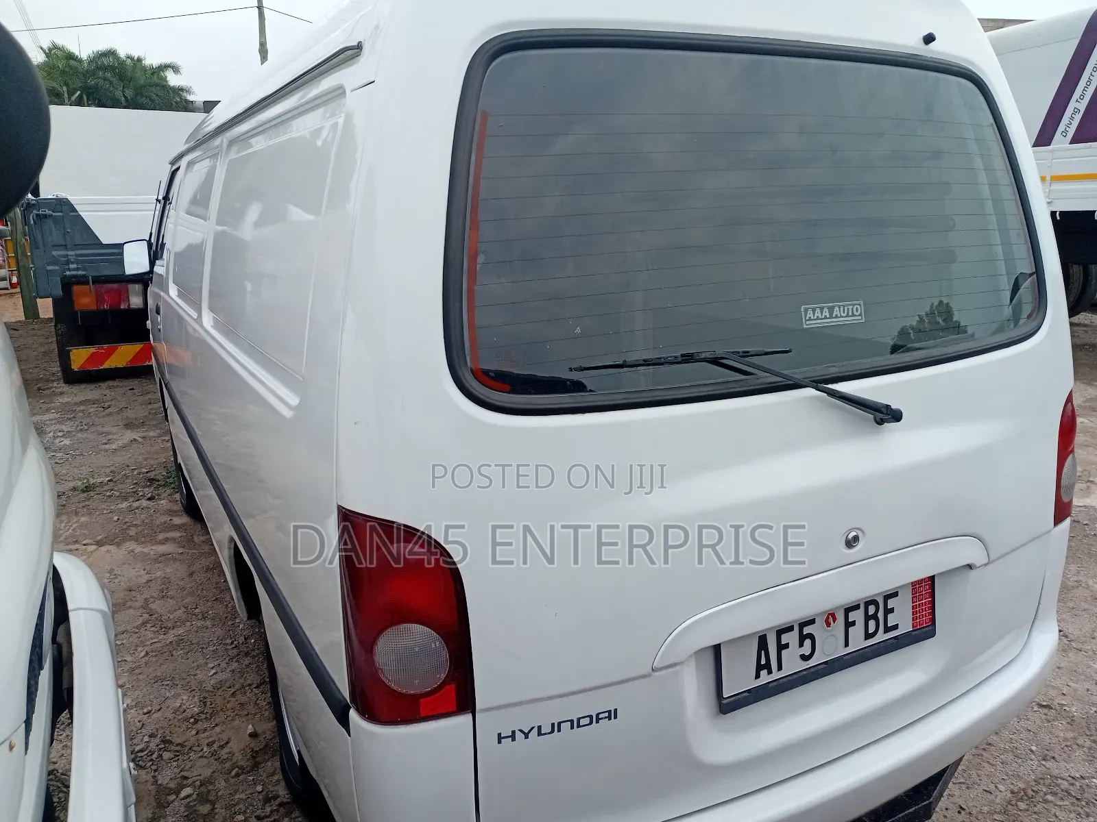 Hyundai H-100 2003 White