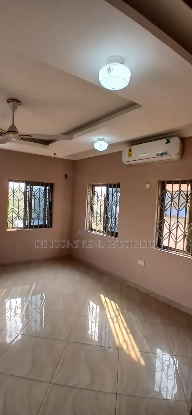2bdrm Apartment in De-Icons Real Estate, Ga South Municipal for rent