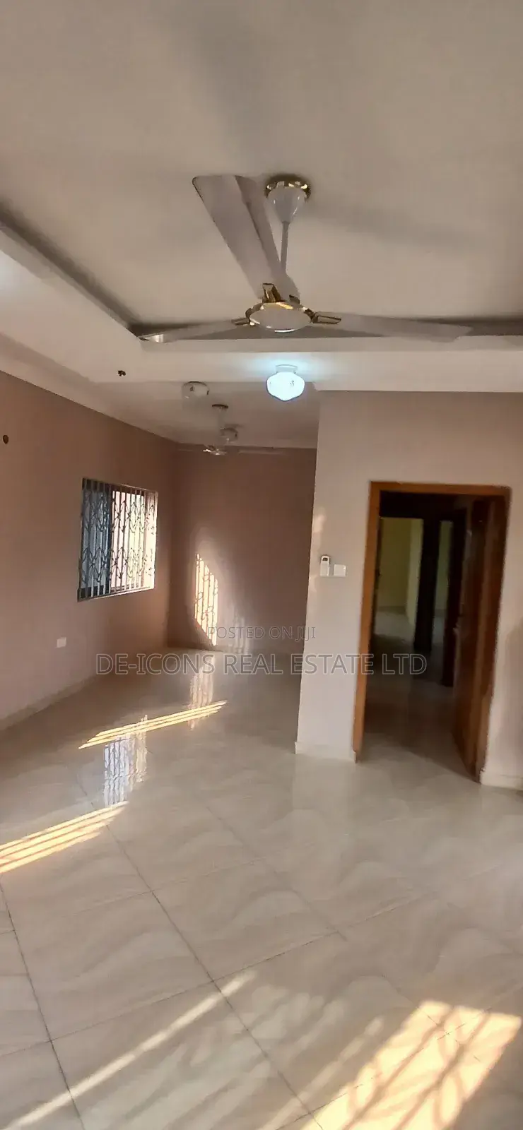 2bdrm Apartment in De-Icons Real Estate, Ga South Municipal for rent