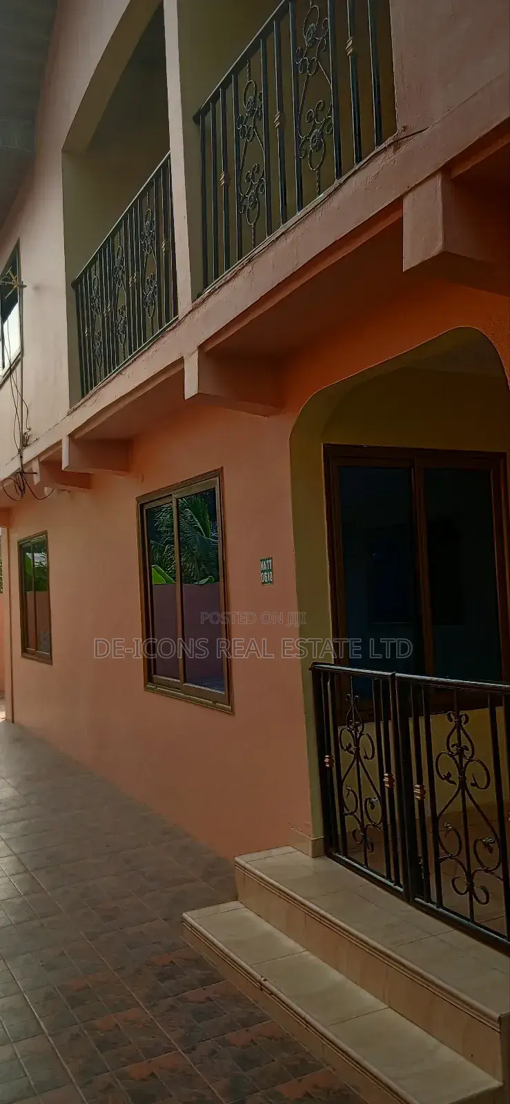 2bdrm Apartment in De-Icons Real Estate, Ga South Municipal for rent
