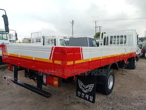 Hyundia 5 Tons ( Eight Holes)