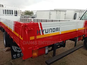 Hyundia 5 Tons ( Eight Holes)