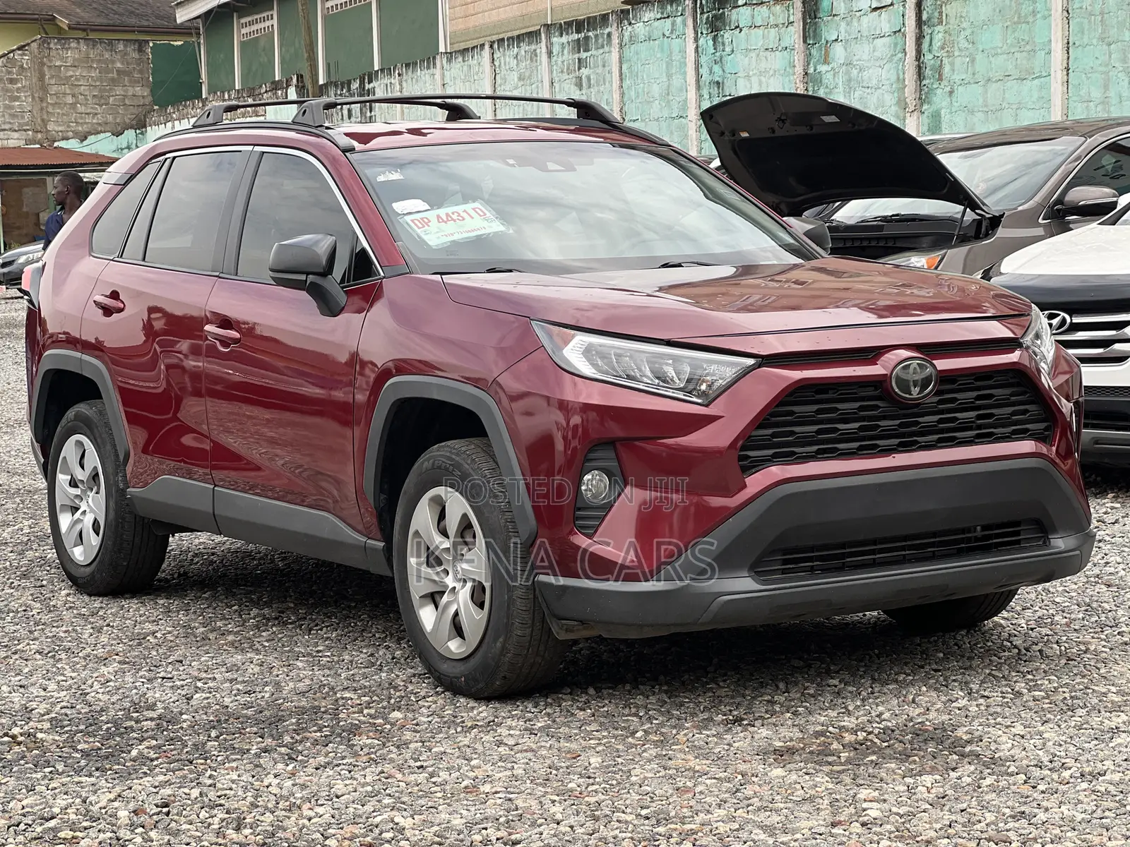 Toyota RAV4 XLE AWD 2020 Red