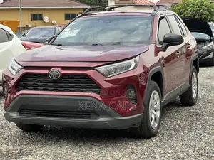 Toyota RAV4 XLE AWD 2020 Red