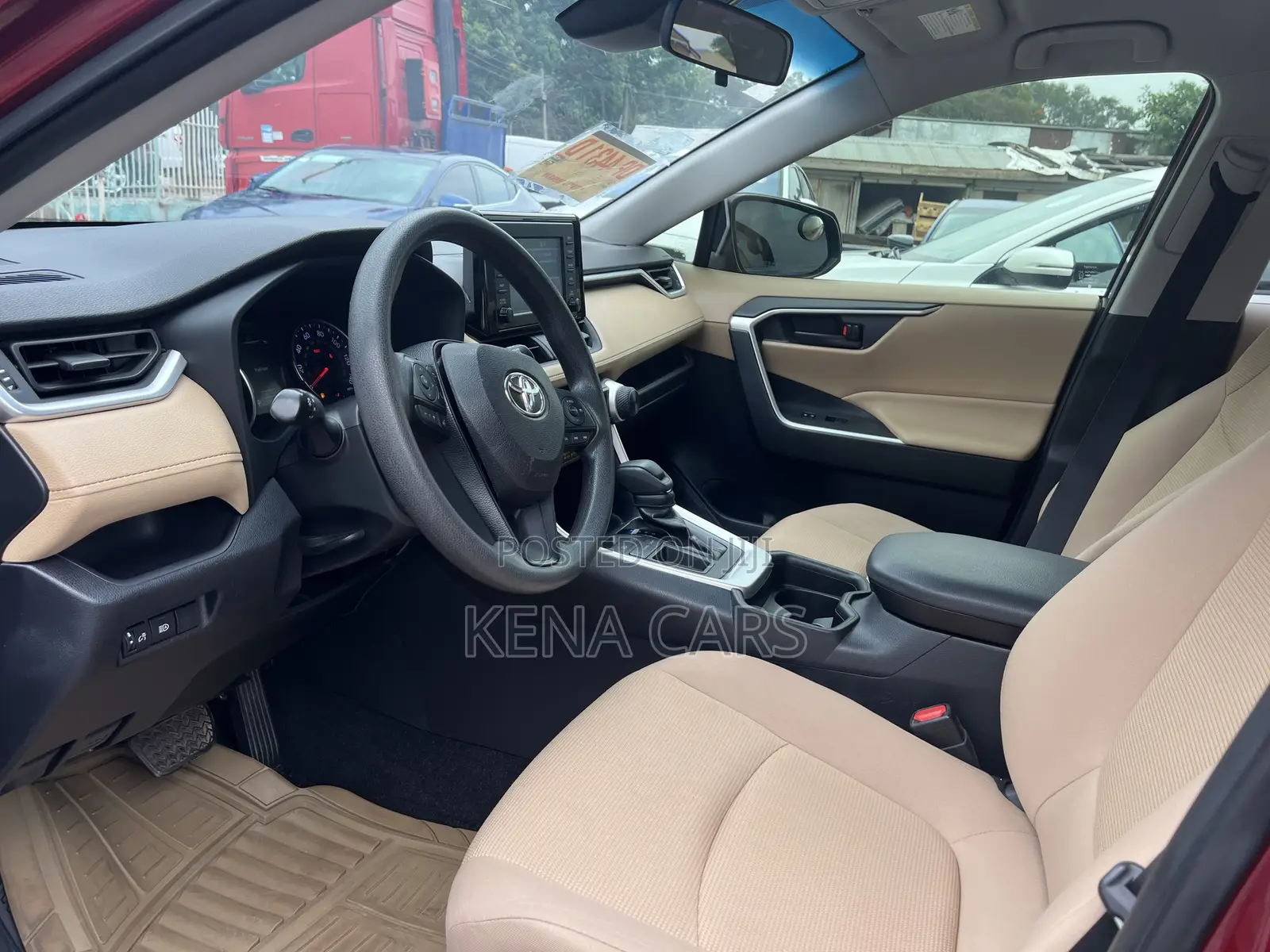 Toyota RAV4 XLE AWD 2020 Red