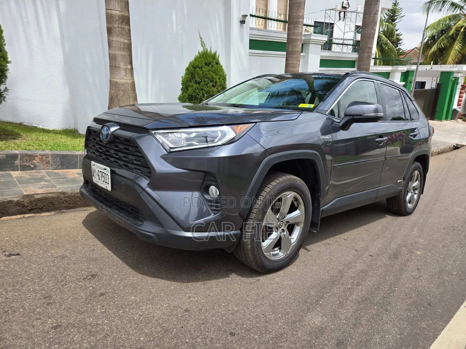 Toyota RAV4 XLE 2022 Gray