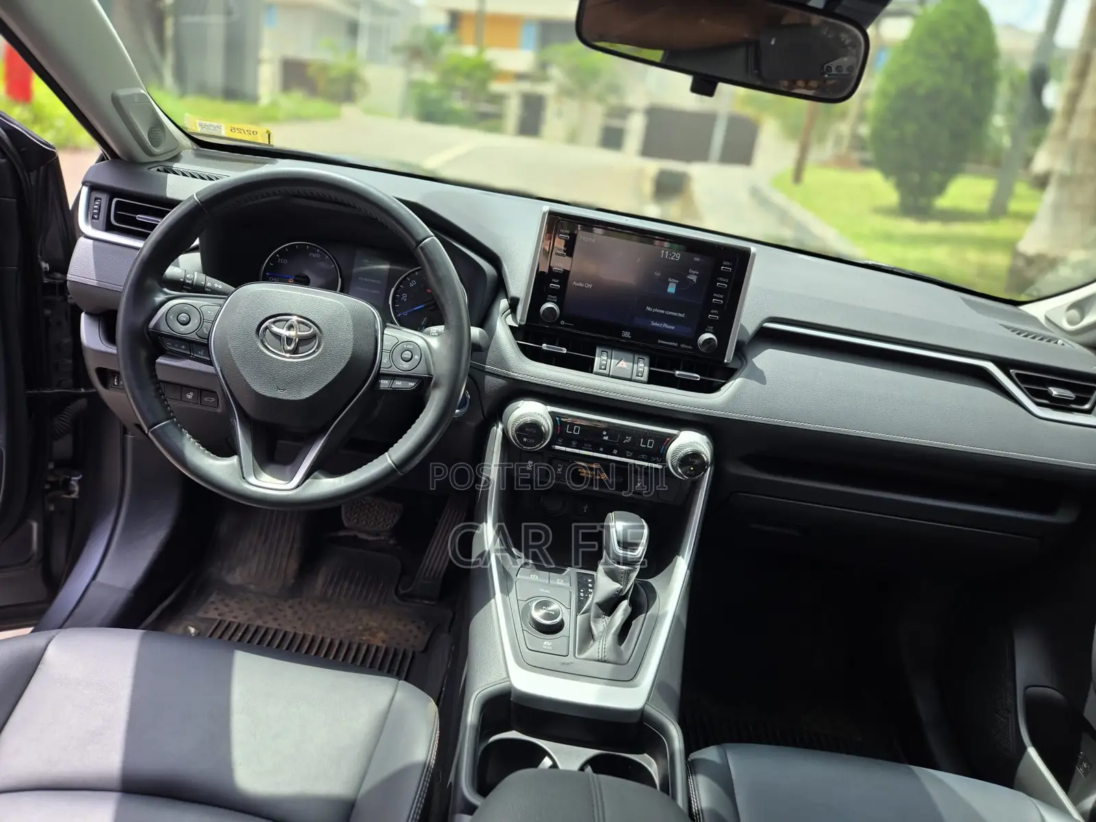 Toyota RAV4 XLE 2022 Gray