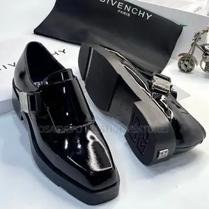 Classic and Premium Givenchy Shoe Black