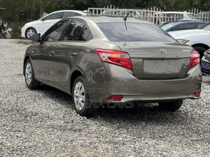 Toyota Yaris 2015
