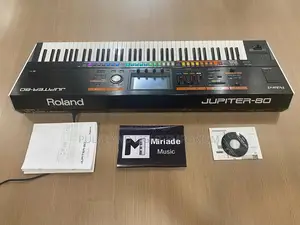 Roland Jupiter-80 76-key Synthesizer(Keyboard)