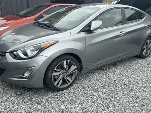 Hyundai Elantra Limited Sedan FWD (1.8L 4cyl 6A) 2016 Gray