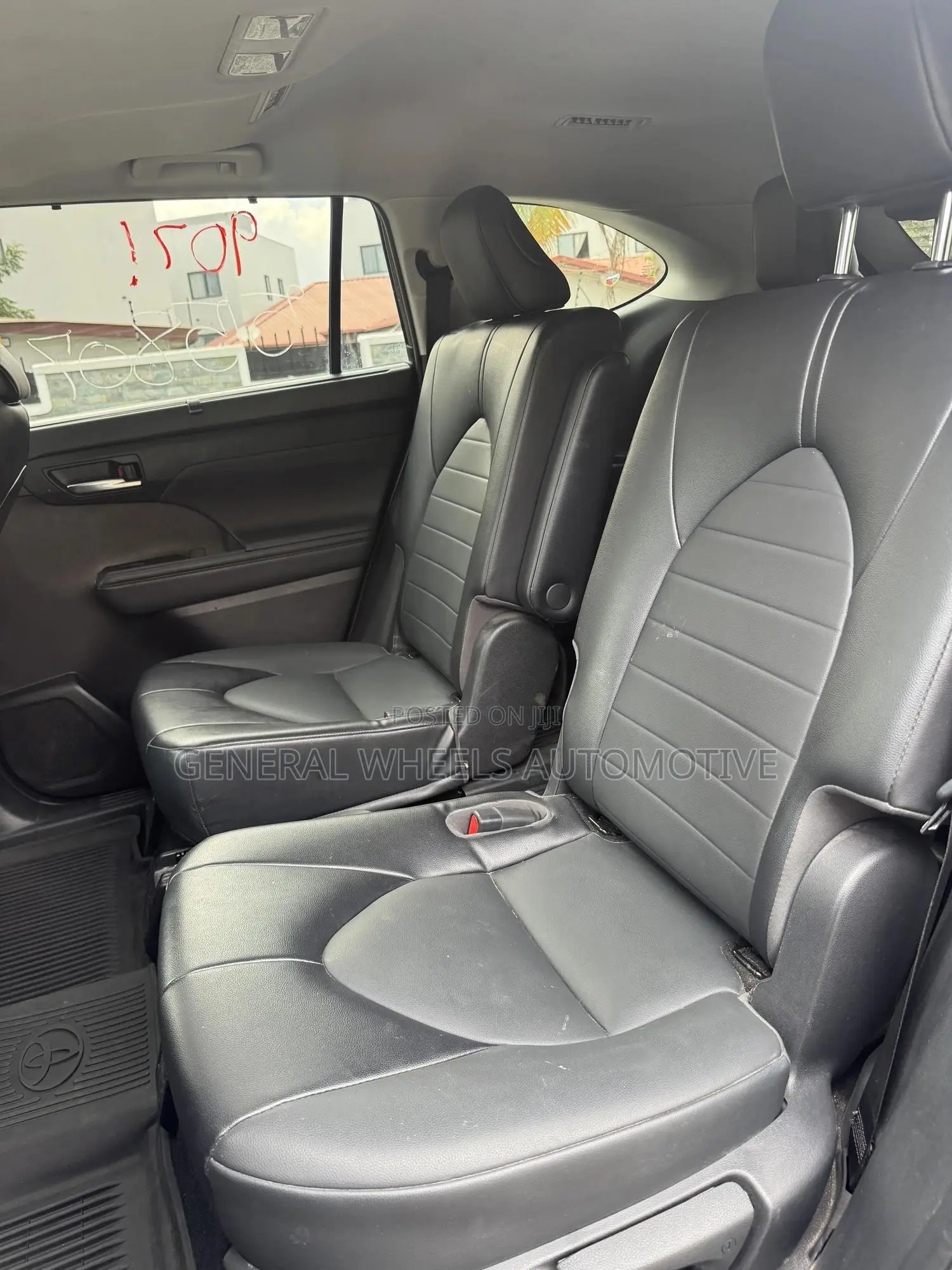 Toyota Highlander XLE 2022 Black
