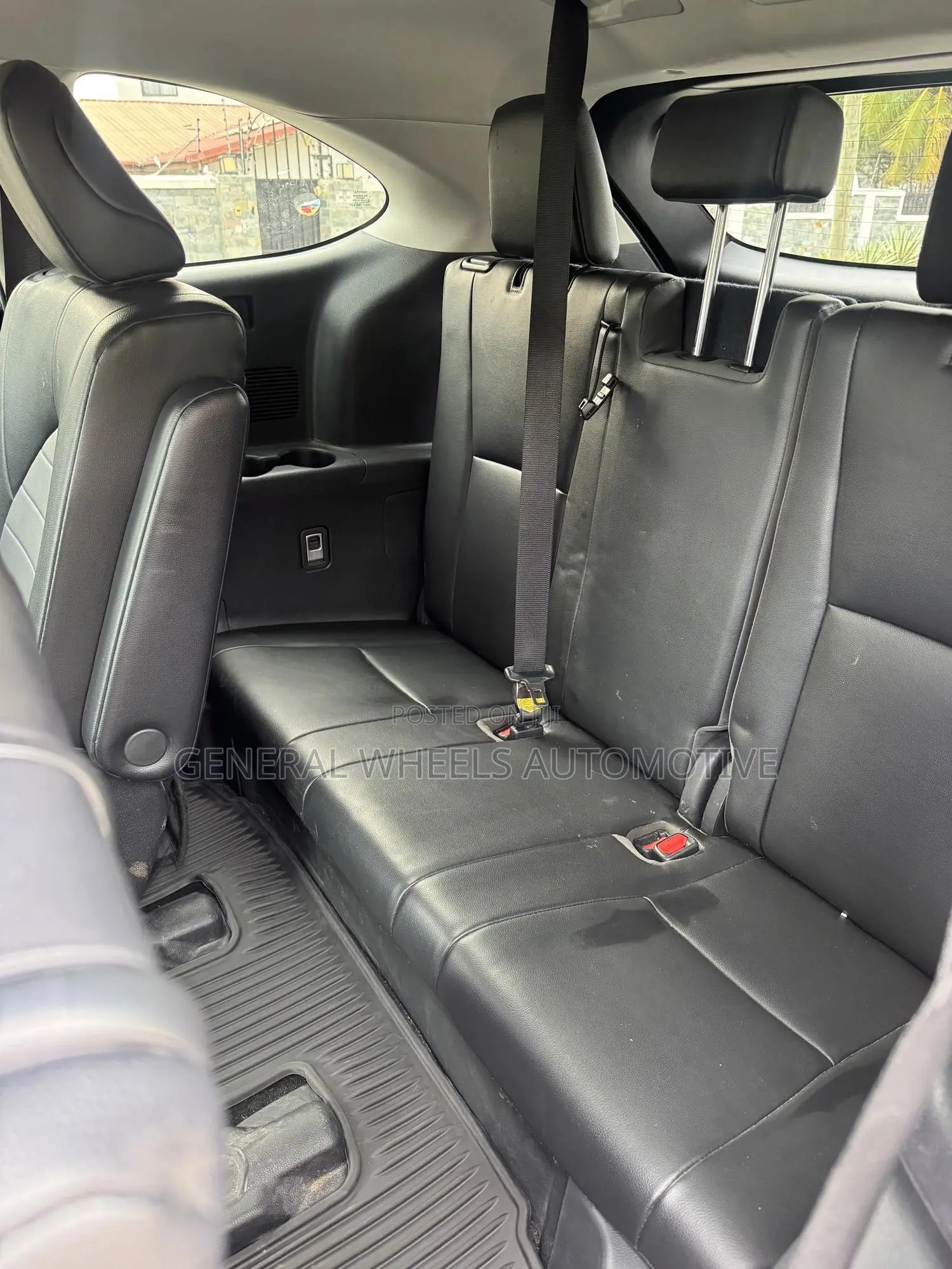 Toyota Highlander XLE 2022 Black