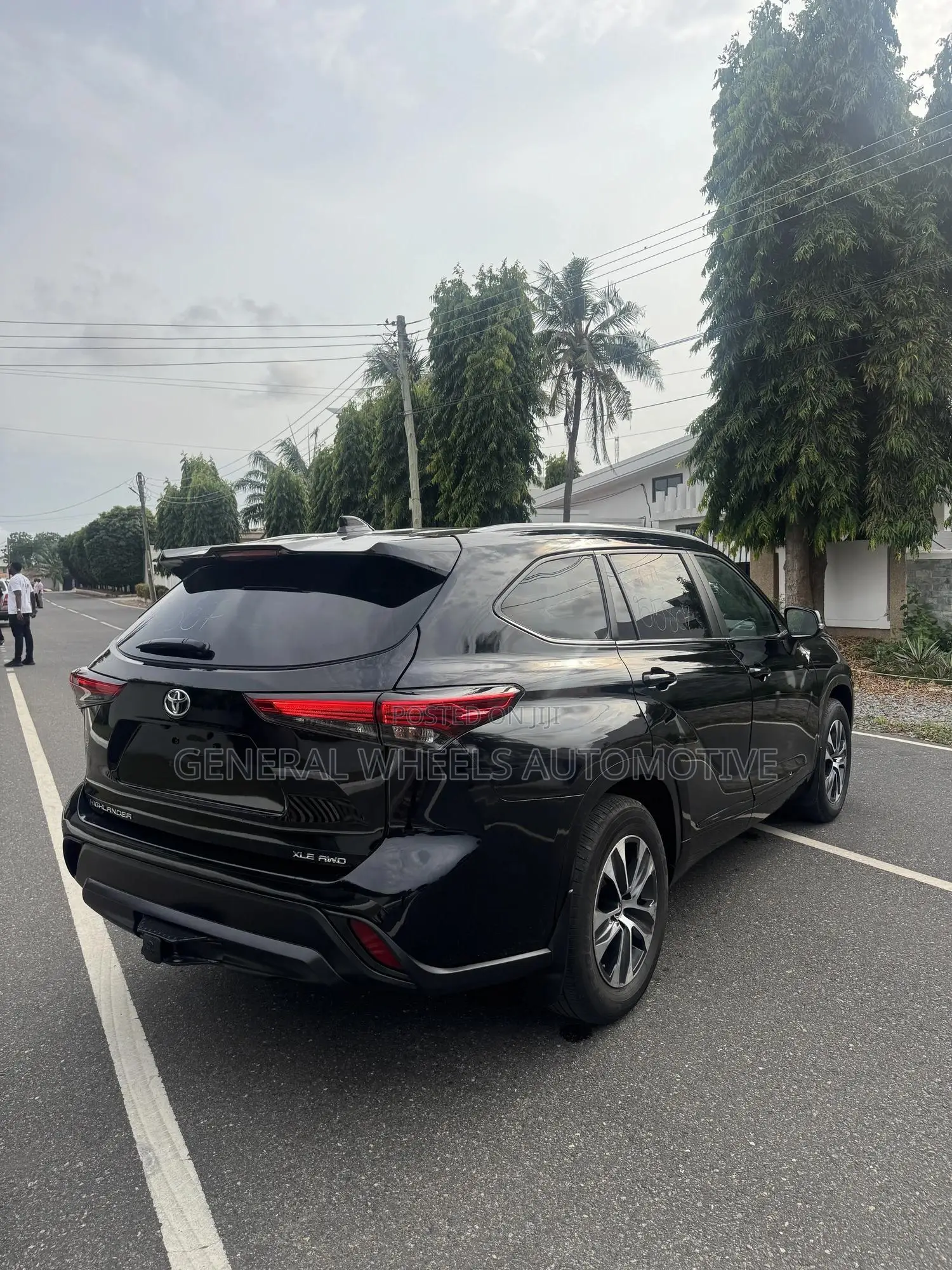 Toyota Highlander XLE 2022 Black