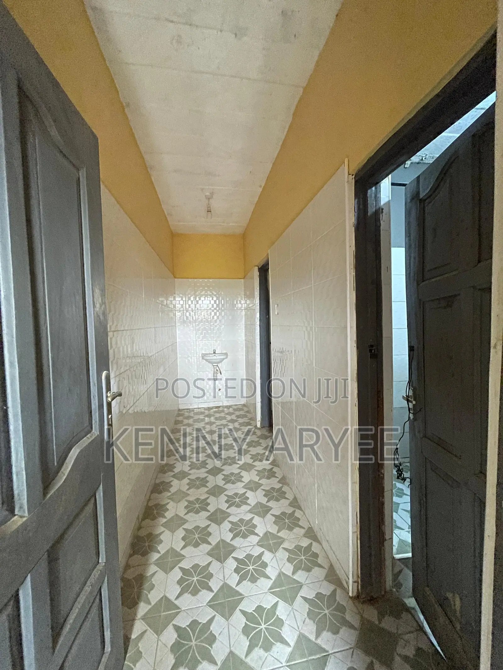 1bdrm Room & Parlour in Ngleshie Amanfro for rent