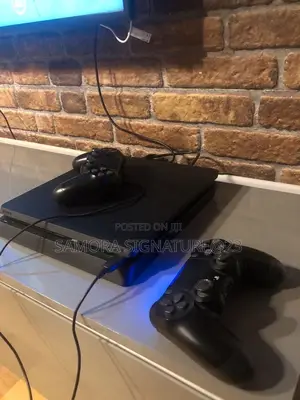 Ps4 Slim 1 Tb 2 Controllers