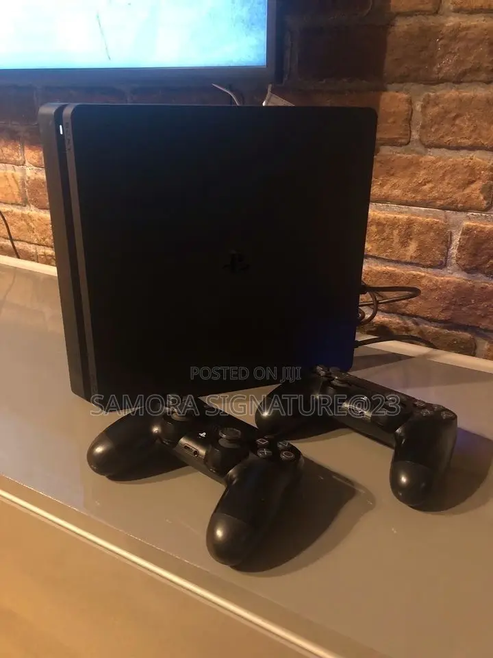 Ps4 Slim 1 Tb 2 Controllers