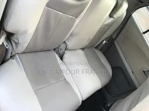 Toyota Vitz 1.3 FWD 5dr 2009 Burgundy