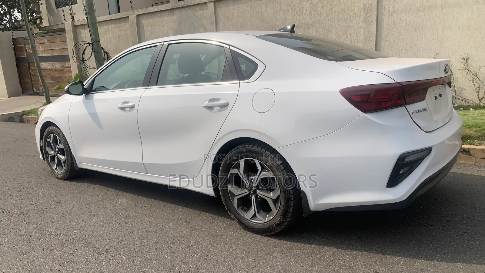 Kia Forte EX 2020 White
