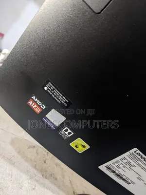 Desktop Computer Lenovo ideacentre AIO 520 8GB AMD HDD 1T