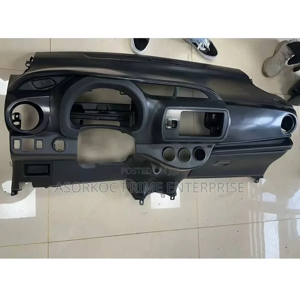 Toyota Vitz 2015-2018 Dashboard