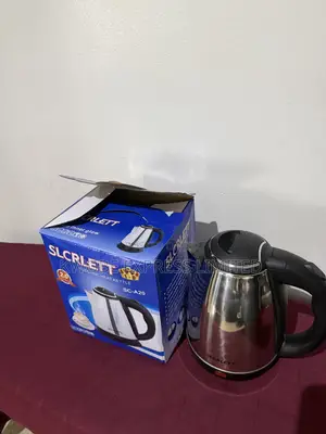 Slcrlett 2 Litre Electric Kettle – Black/Silver