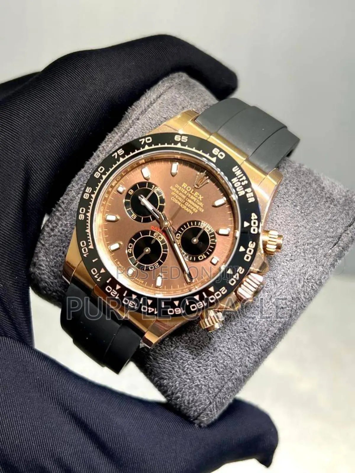 Rolex Daytona Cosmograph Rosegold Oysterflex Strap Watch.