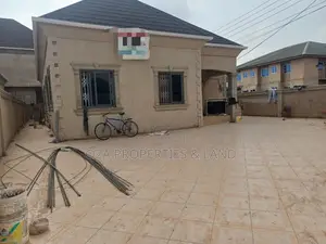 3bdrm House in Tantra Hill, The Mall for sale
