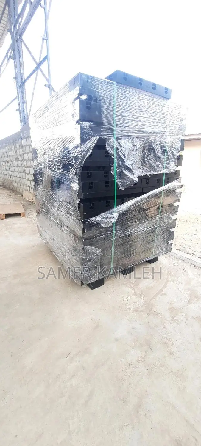 Piller Mold Plastic