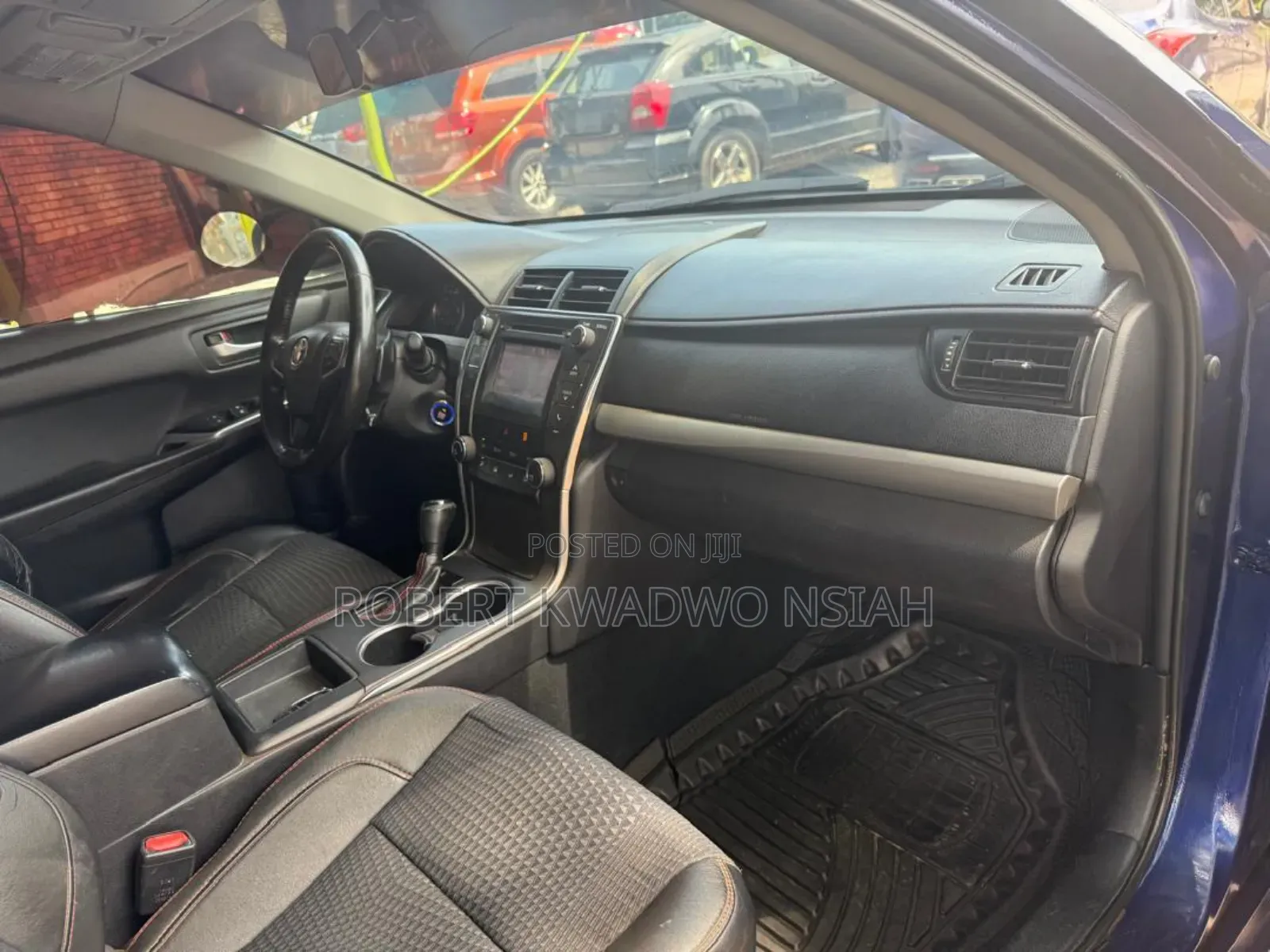 Toyota RAV4 XLE AWD (2.5L 4cyl 6A) 2017 Gray
