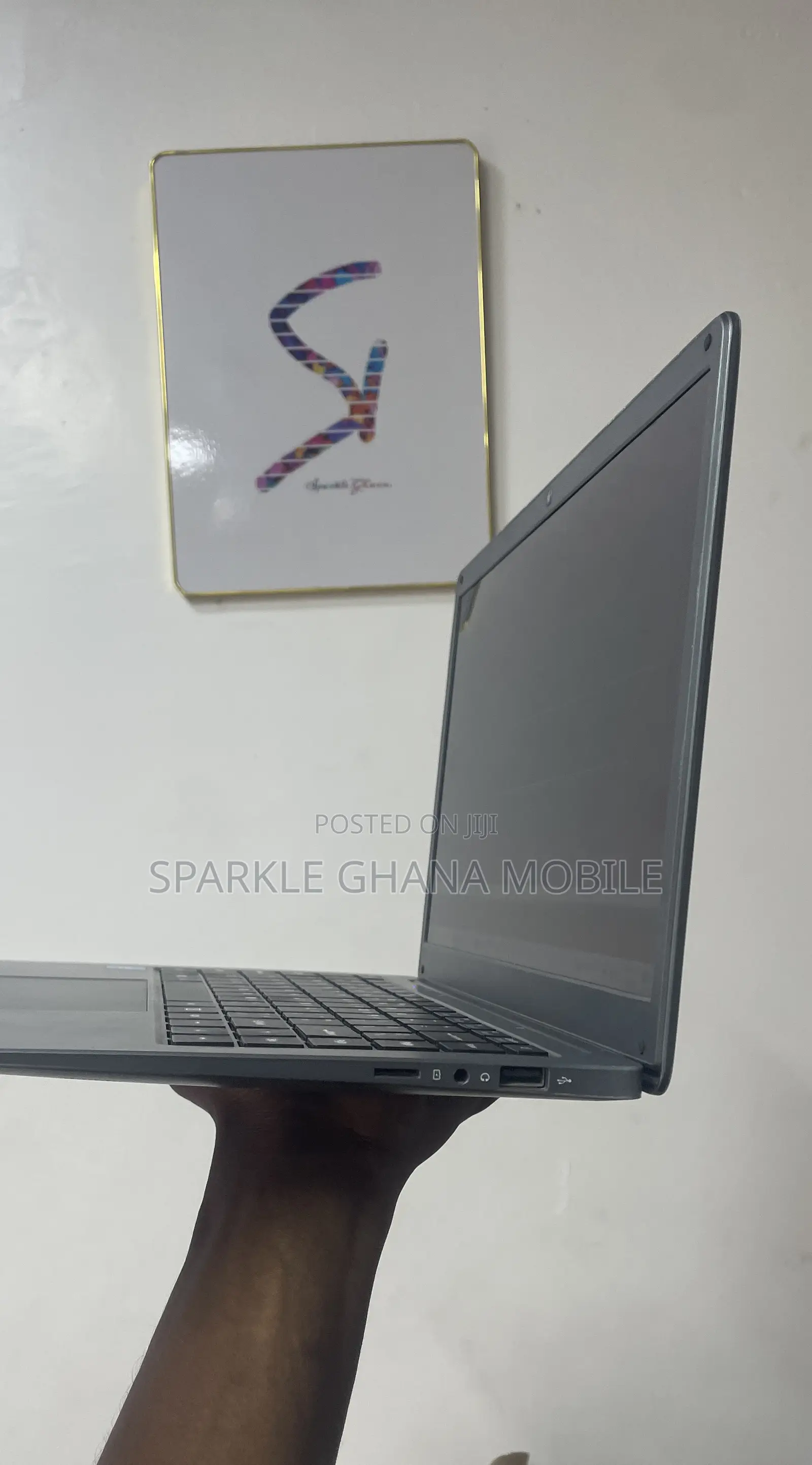 Laptop 6GB Intel Celeron SSD 160GB