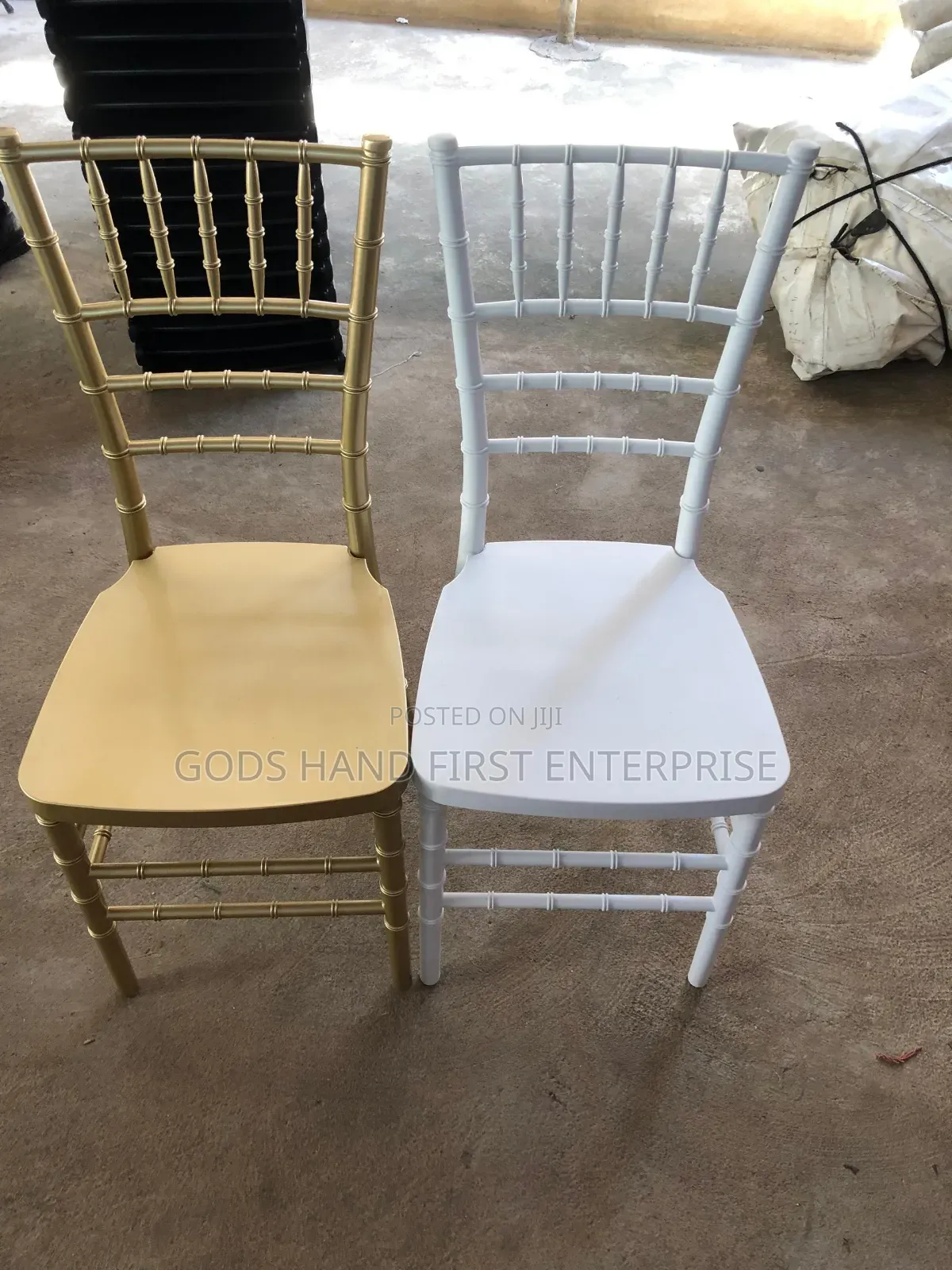 Neat Chiavari Chairs for Rent