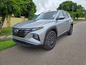 Hyundai Tucson SE 2023 Silver